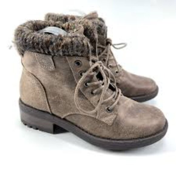 B52 Bullboxer Booties 7 NWT Kara Taupe Brown NWT NIB - Picture 1 of 9